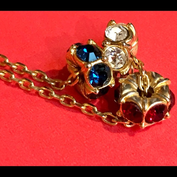 Necklace - Picture 2 of 3